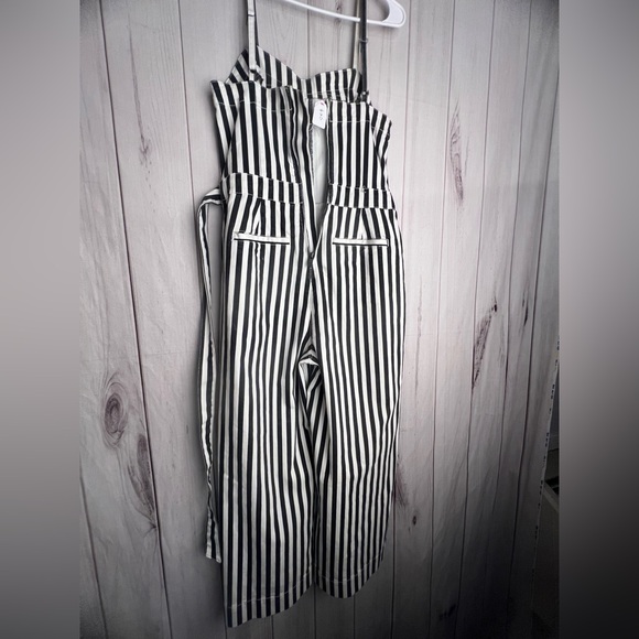 Black and White Striped Jumpsuit Rachel Roy size 6 - Picture 6 of 12